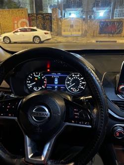 نيسان ألتيما